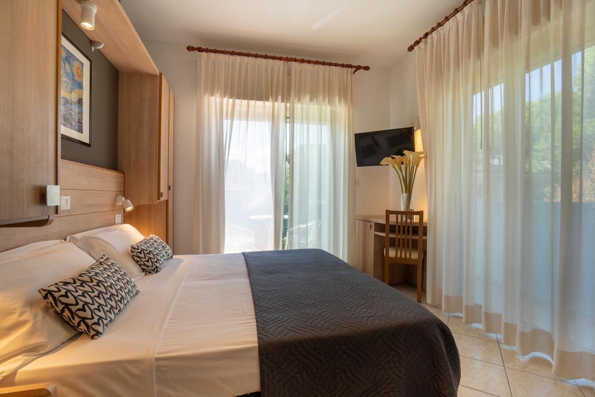 Hotel Mocambo ريتشوني المظهر الخارجي الصورة